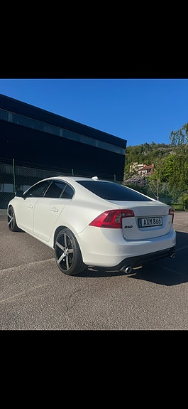 Volvo S60 4 of 9