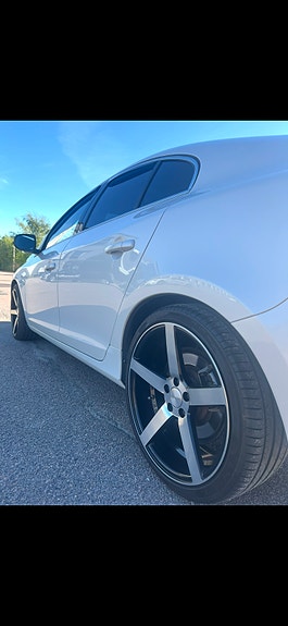 Volvo S60 3 of 9