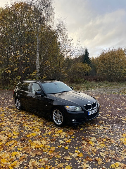 BMW 320d 4 of 8