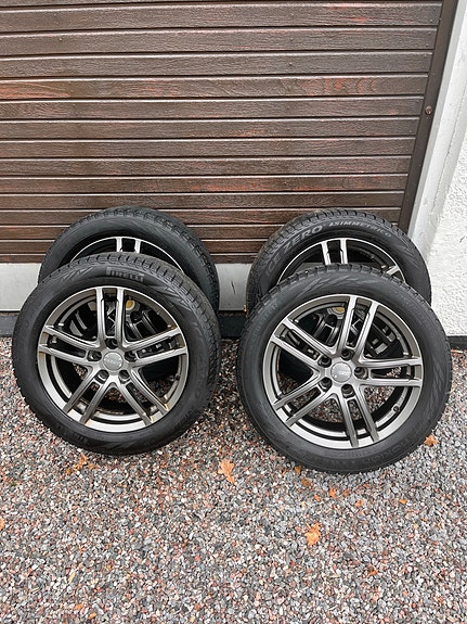 Product image 1 of 3