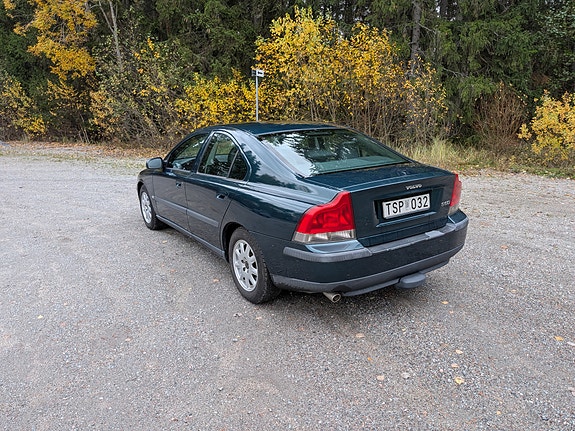 Volvo S60 3 of 7
