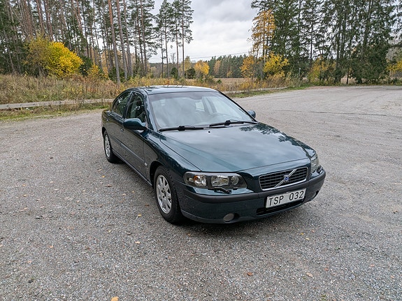 Volvo S60 4 of 7