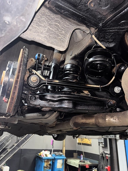 BMW 325d 16 of 17