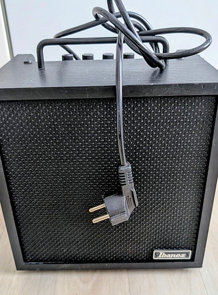Product image 1 of 3