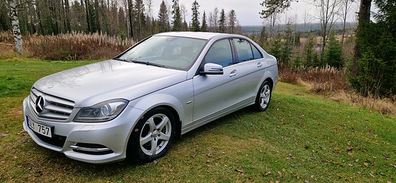 Mercedes-Benz C 220