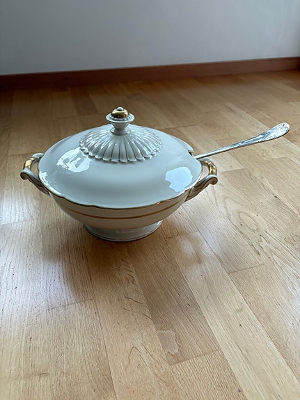 Product image 1 of 9