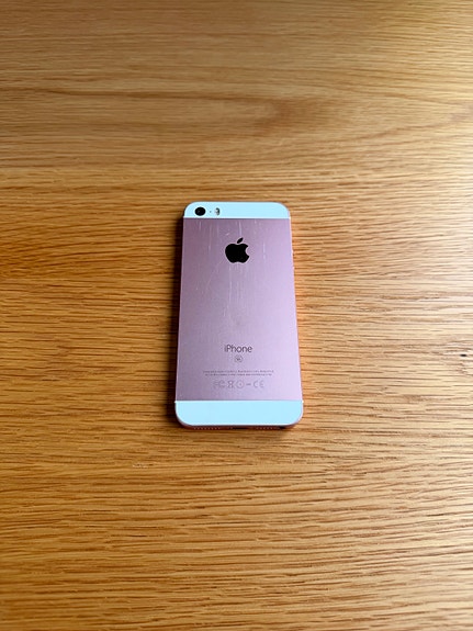 Apple iPhone SE Rose Gold 16 GB