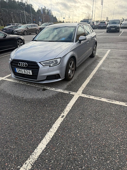 Audi A3 3 of 9