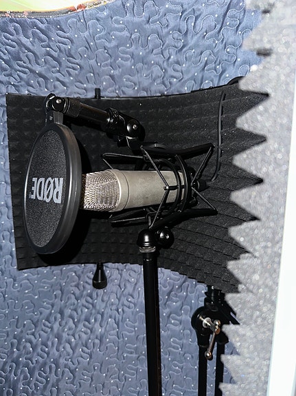 Product image 1 of 4