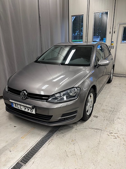 Volkswagen Golf I 3 of 13