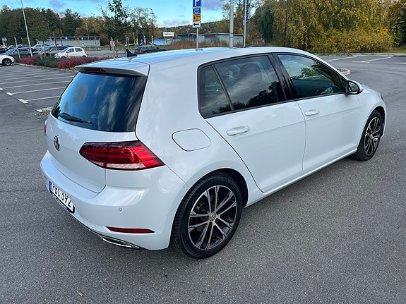 Volkswagen Golf VII