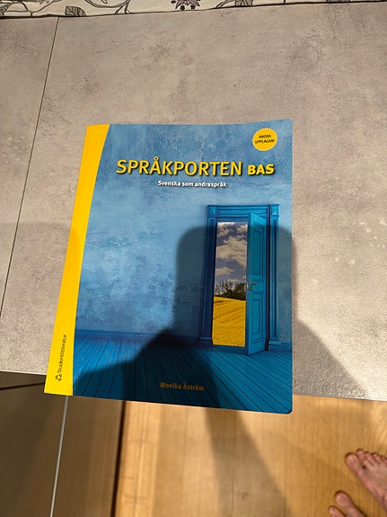 Product image 1 of 2