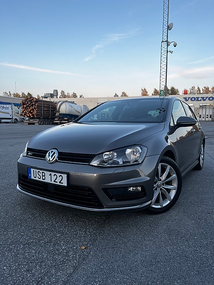 Volkswagen Golf VII