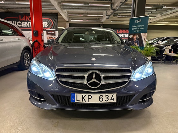 Mercedes-Benz E 300 2014 photo 4