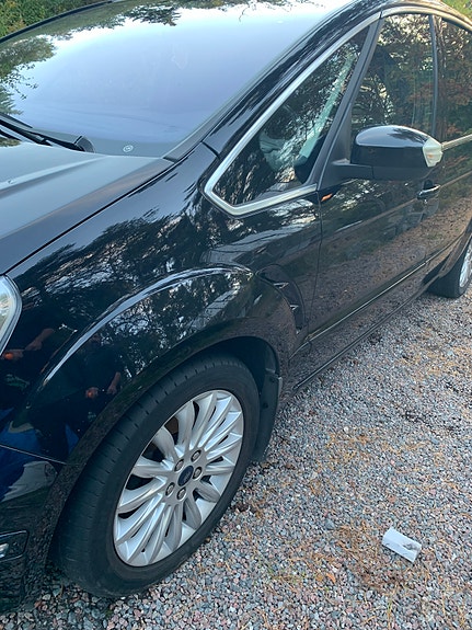 Ford S-Max 2011 photo 3