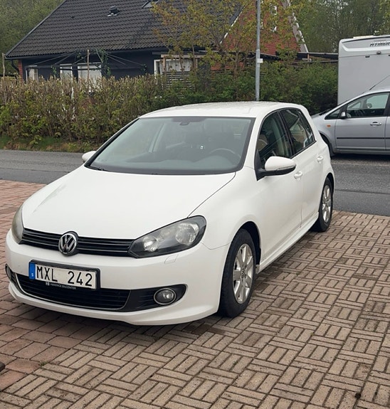 Volkswagen Golf VI