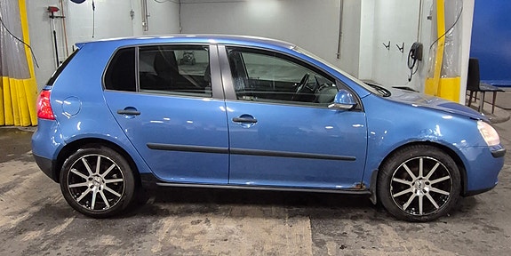 Volkswagen Golf V