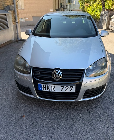 Volkswagen Golf V
