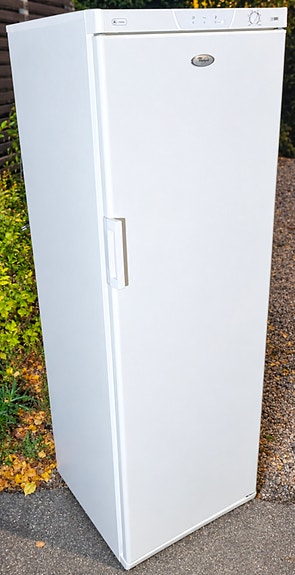 Bra frys Whirlpool 180 cm i gott skick