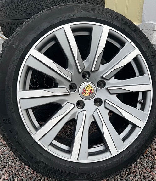 20” Vinterdäck: Porsche Taycan