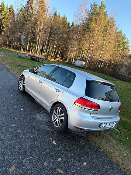 Volkswagen Golf VI