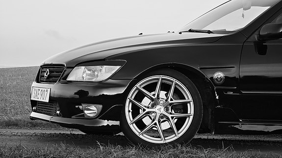 Lexus IS200