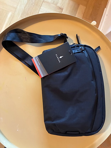 Alpaka Flight Sling 2L