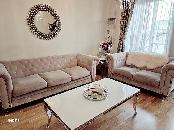 Beige soffgrupp 3+2 sits