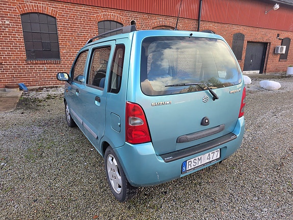 Suzuki Wagon R+