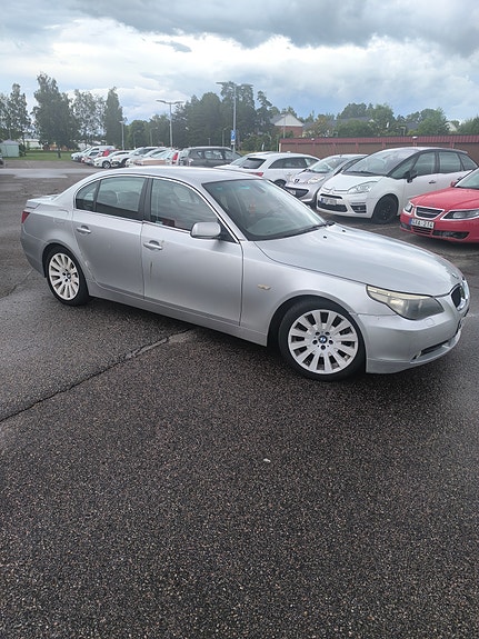 BMW 525i