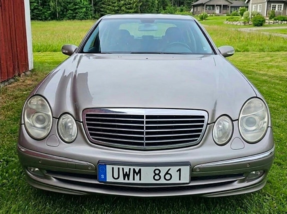 Mercedes-Benz E 200