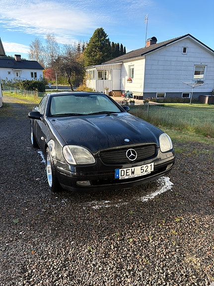Mercedes-Benz SLK 230