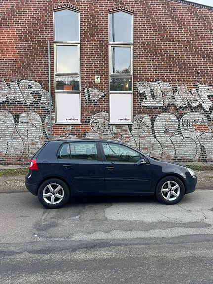Volkswagen Golf V
