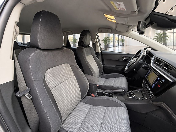 Toyota Auris 2018 – bild 16