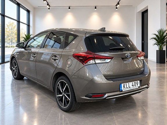 Toyota Auris 2018 – bild 3