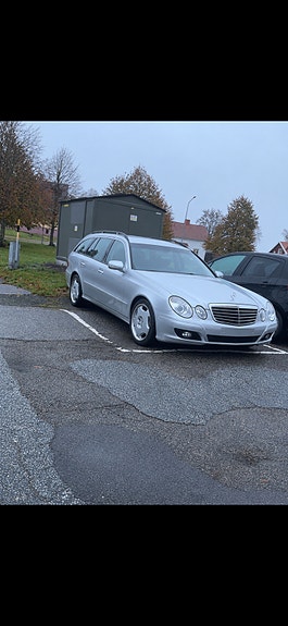 Mercedes-Benz E 200