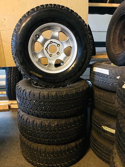 Product image 3 of 9