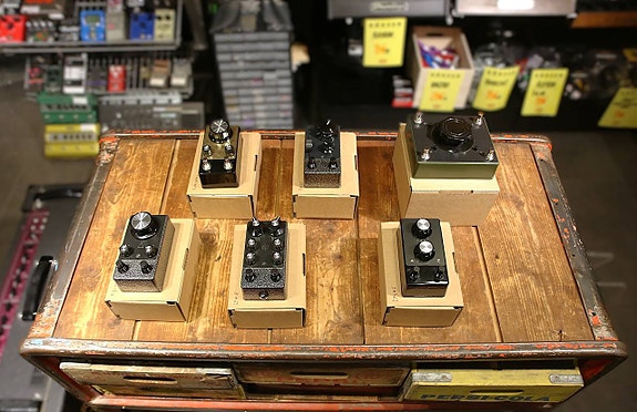 Product image 2 of 10