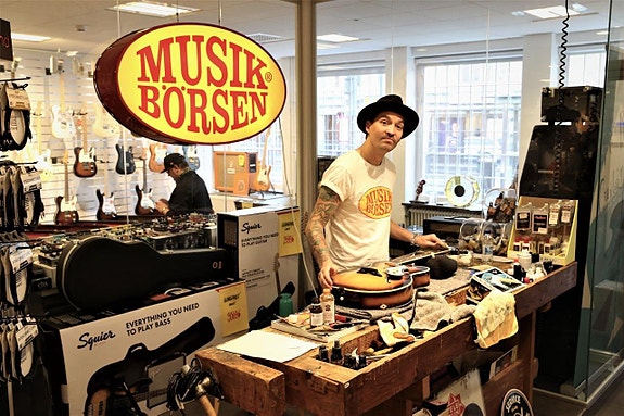 Product image 6 of 10