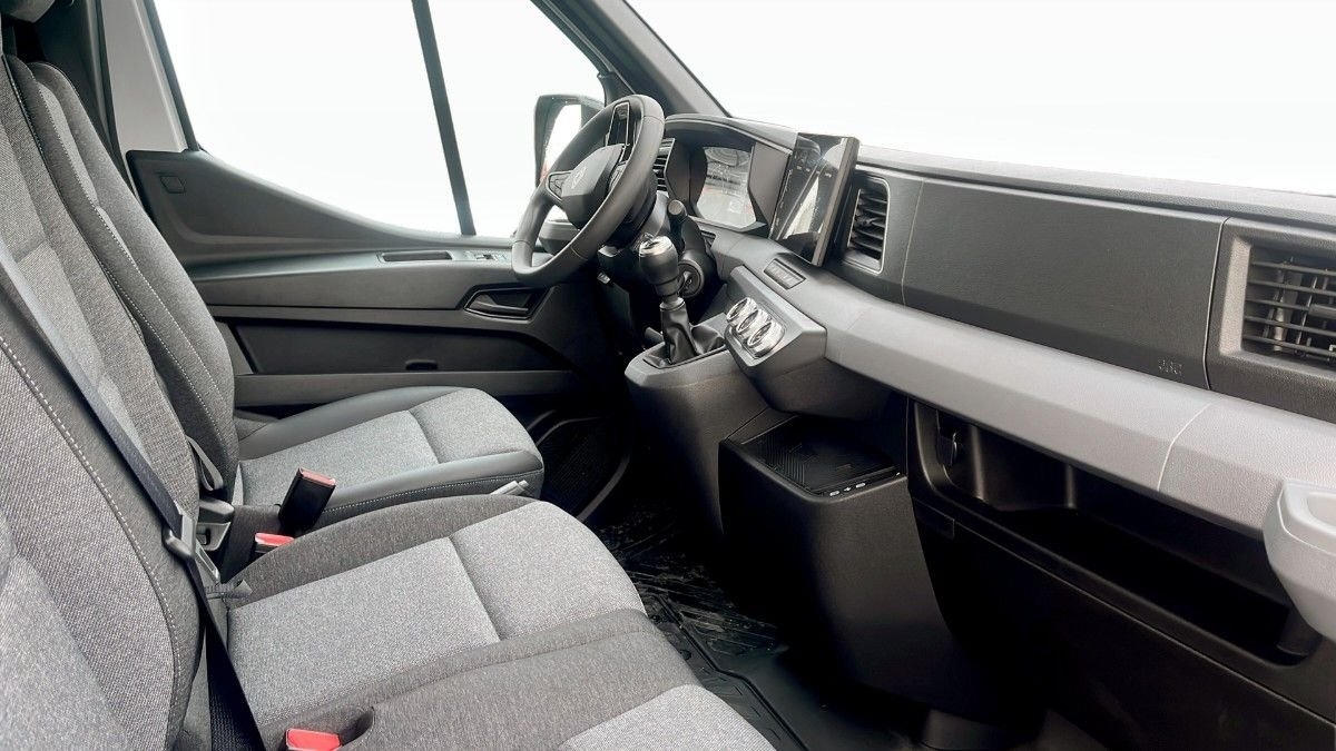Renault Master 2024, photo 3/10