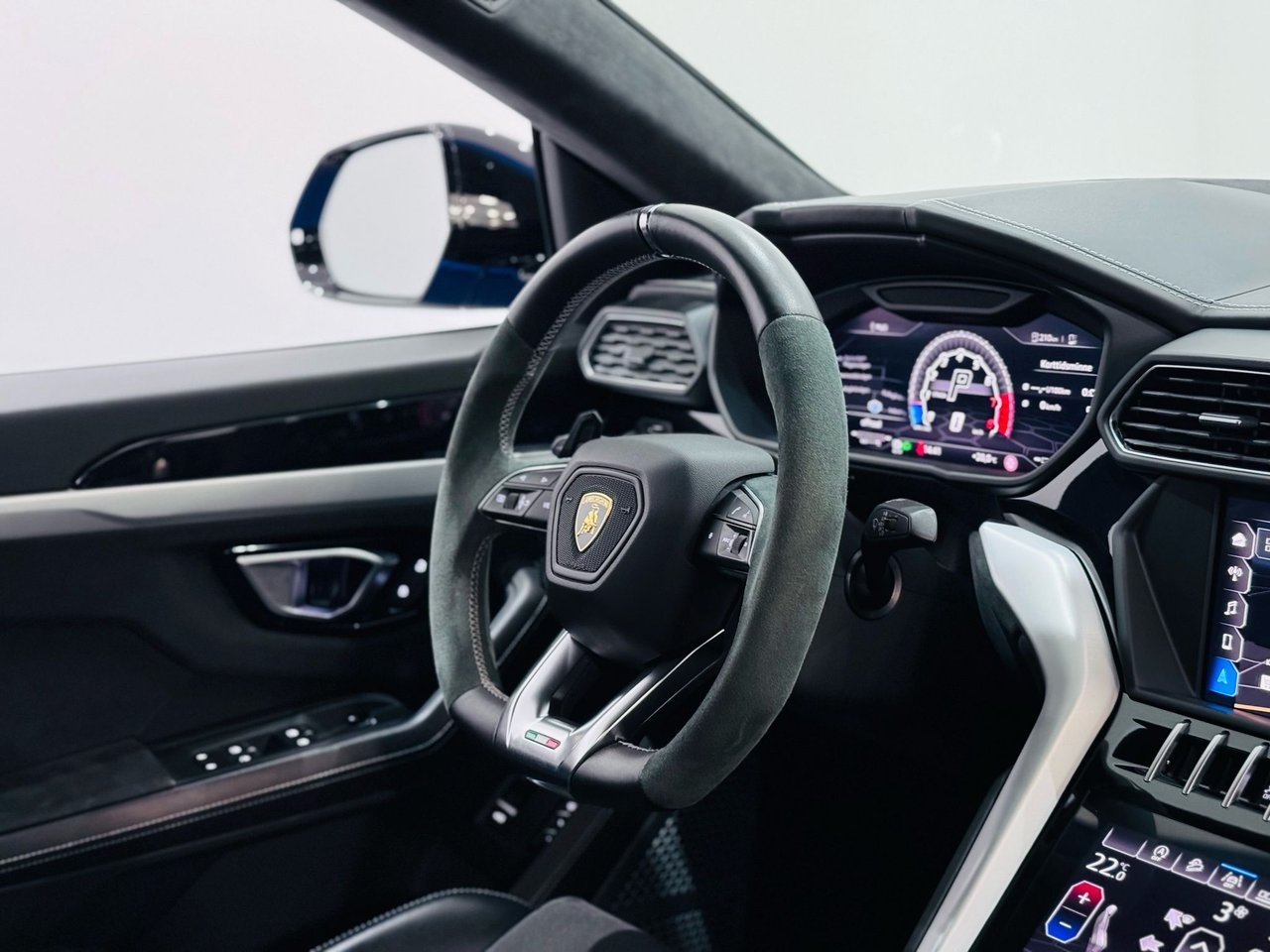 Lamborghini Urus 4.0 V8 AWD B&O 650hk 2019, kuva 4/10