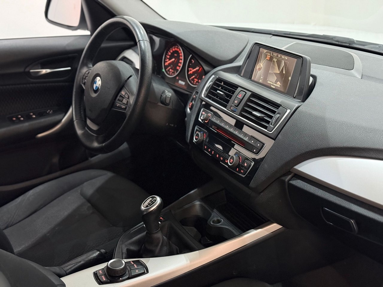 BMW 116 d 5-dörrars Advantage 116hk 2016, bild 4/10