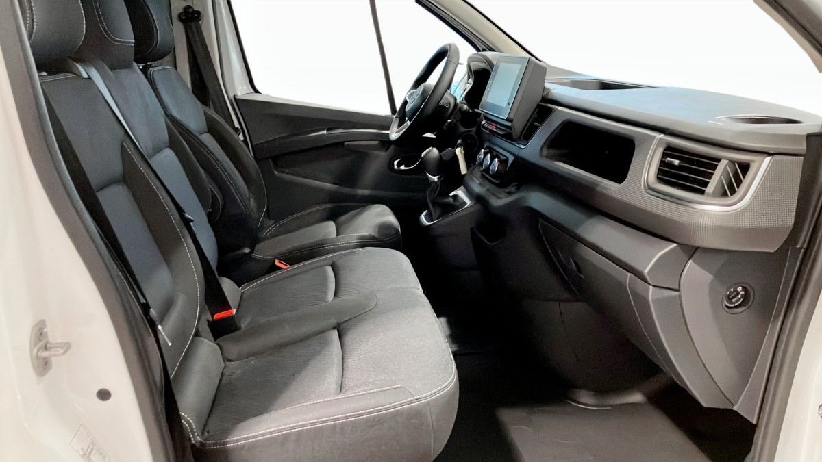Nissan Primastar 2026, photo 3/12
