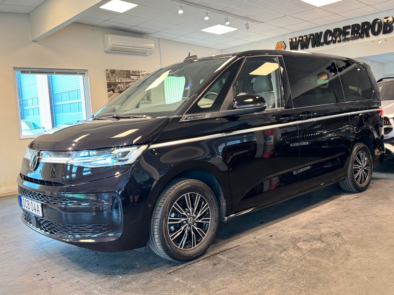 Volkswagen Multivan 2023, bild 2/10