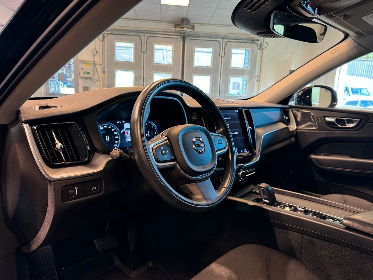 Volvo XC60 2021, bild 7/10
