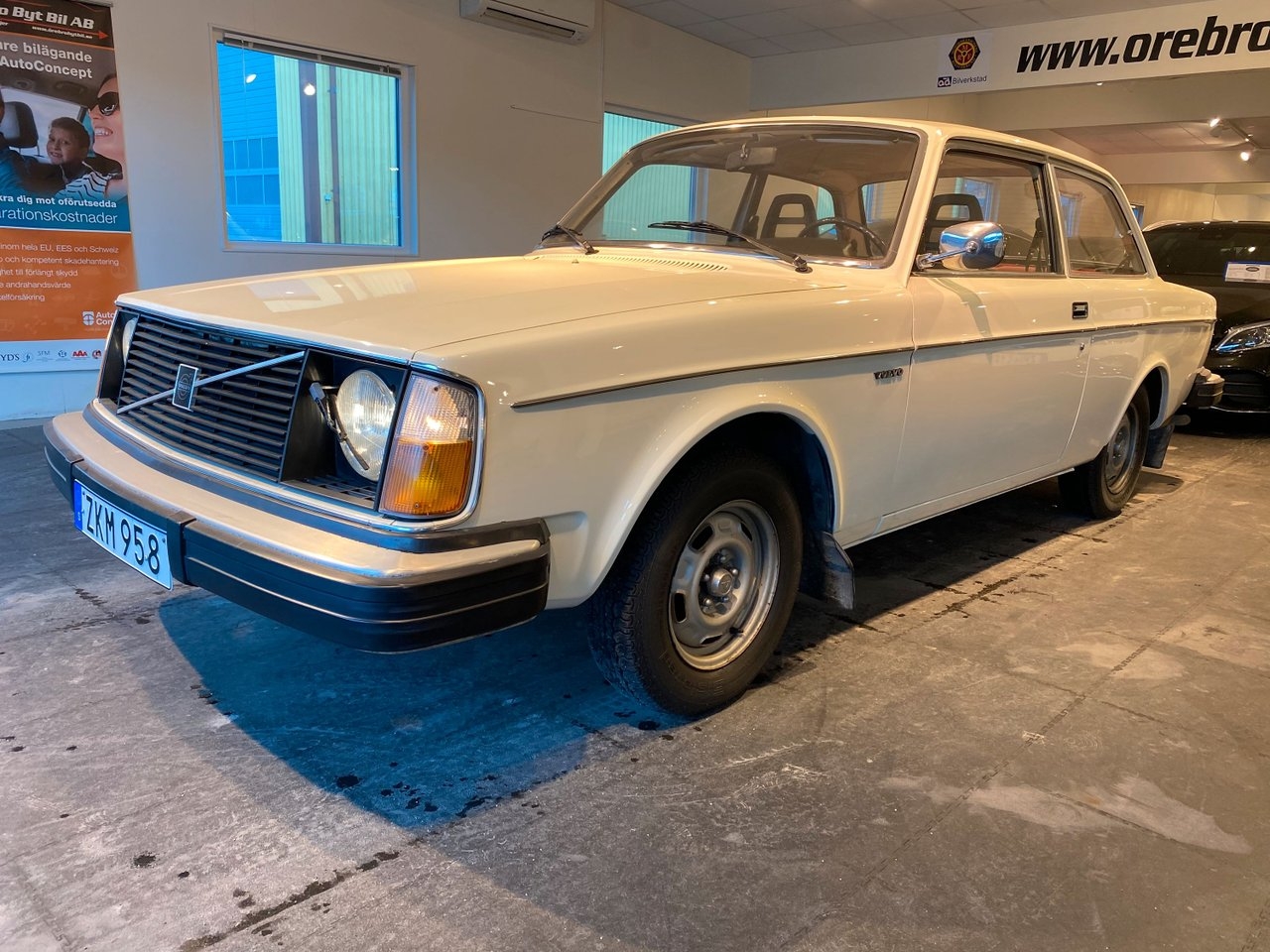 Volvo 242 1976, photo 2/10