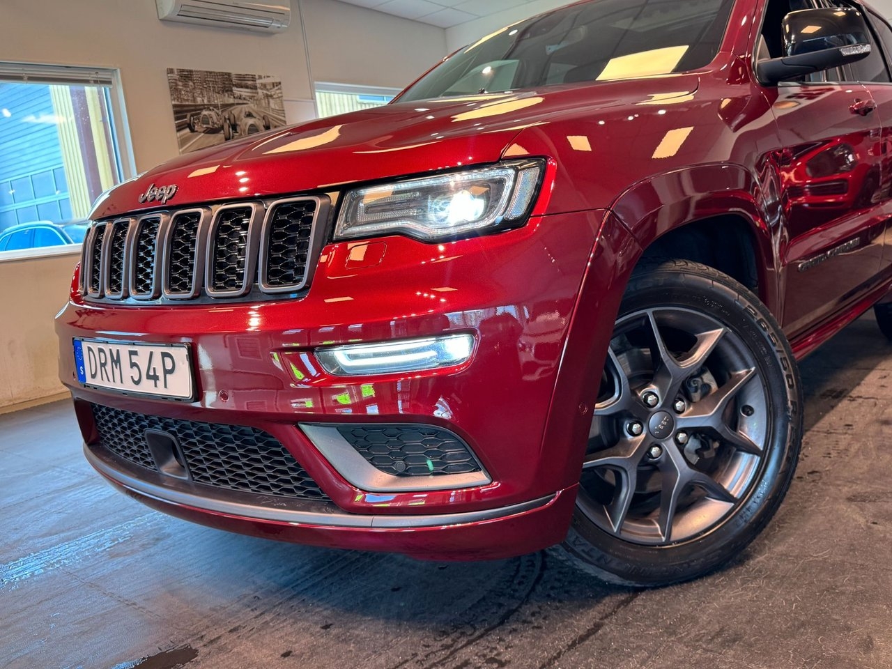 Jeep Grand Cherokee 2019, photo 6/27