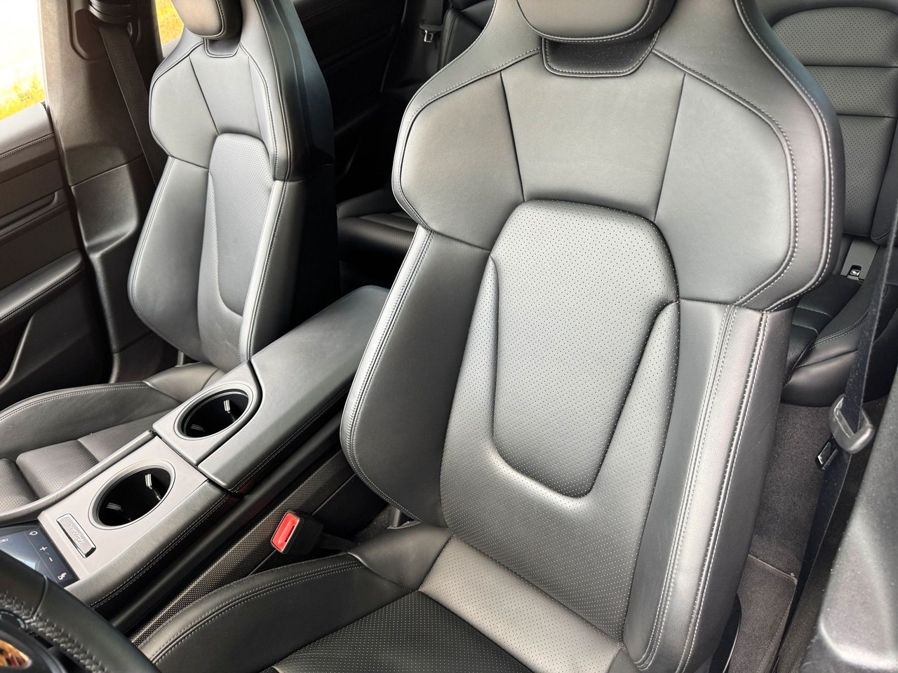 Porsche Taycan 2022, photo 5/27