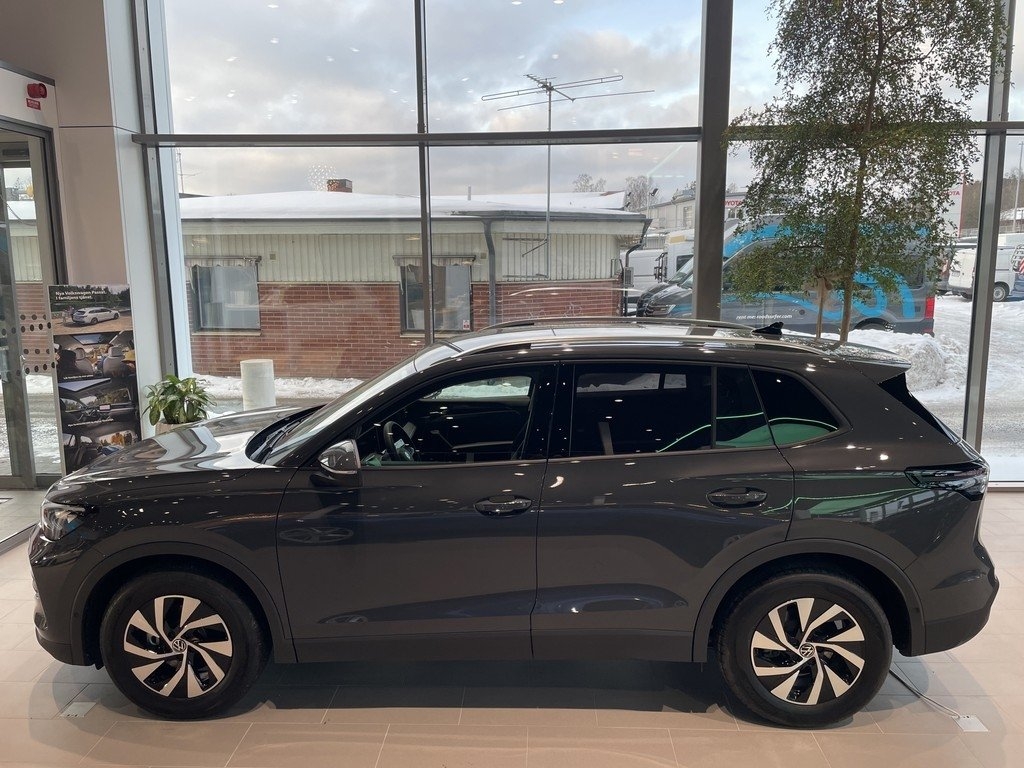 Volkswagen Tiguan 1.5 eTSI 2026, bild 5/10