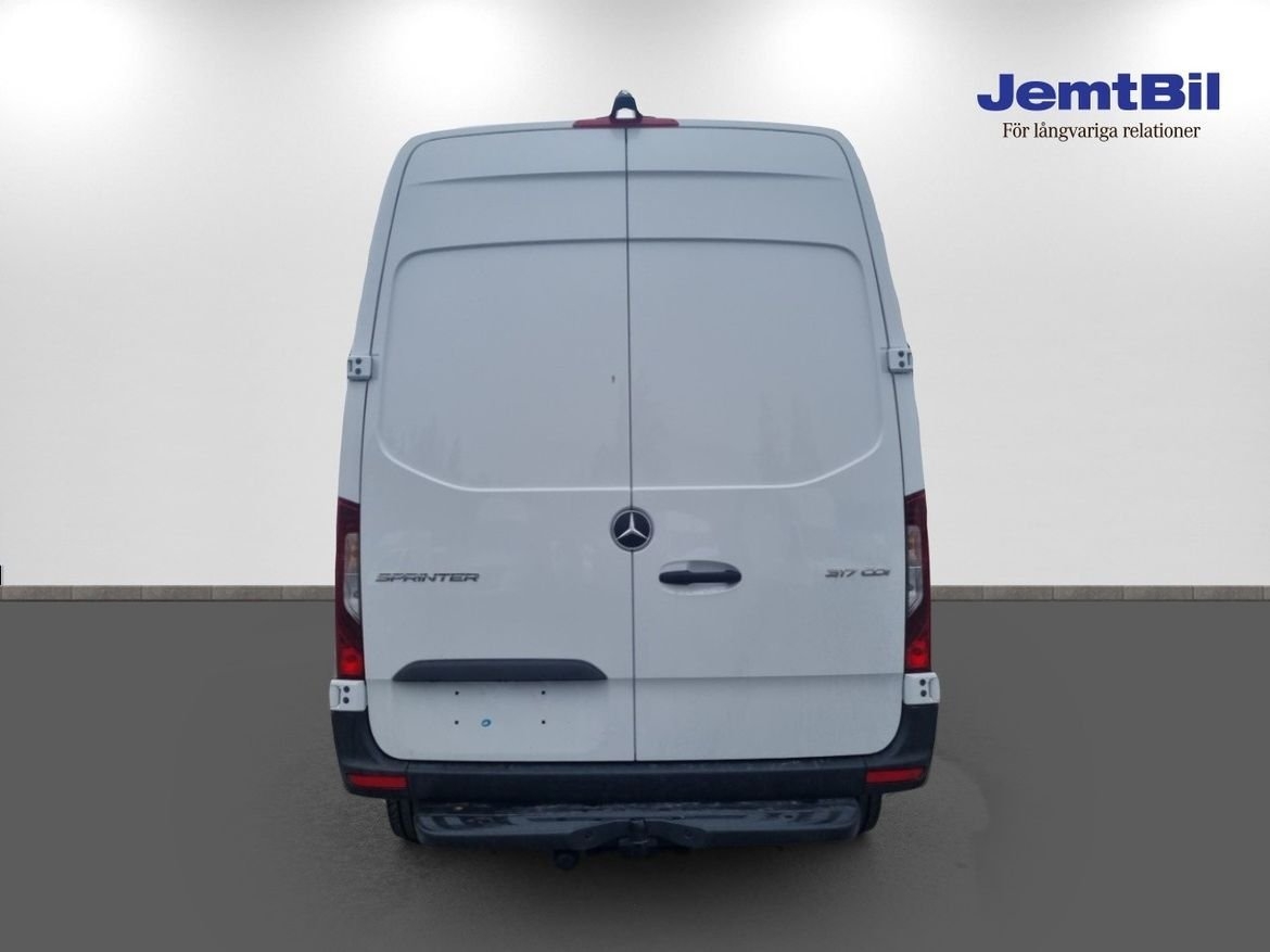 Mercedes-Benz Sprinter 208 A2 2025, photo 5/10